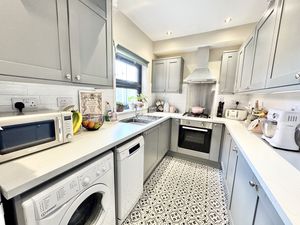 Photo 17- click for photo gallery